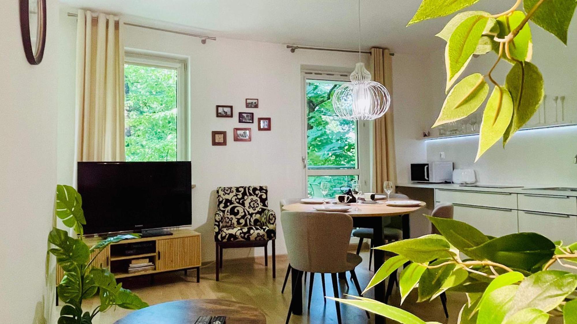 Apartament Parkowy By Rent4You オルシュティン エクステリア 写真