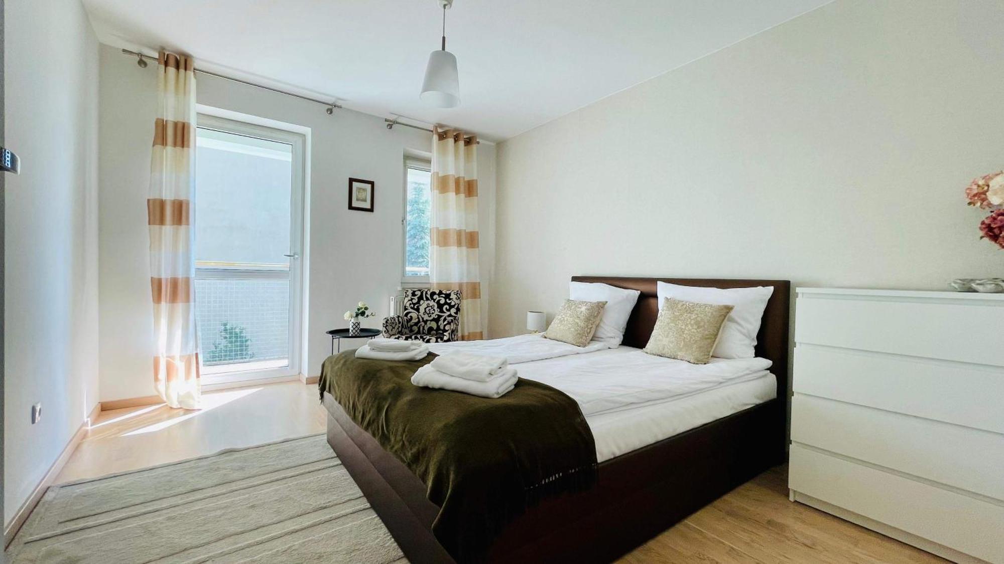 Apartament Parkowy By Rent4You オルシュティン エクステリア 写真
